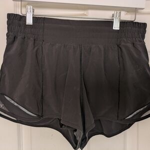 lululemon athletica Size 8 Hotty Hots